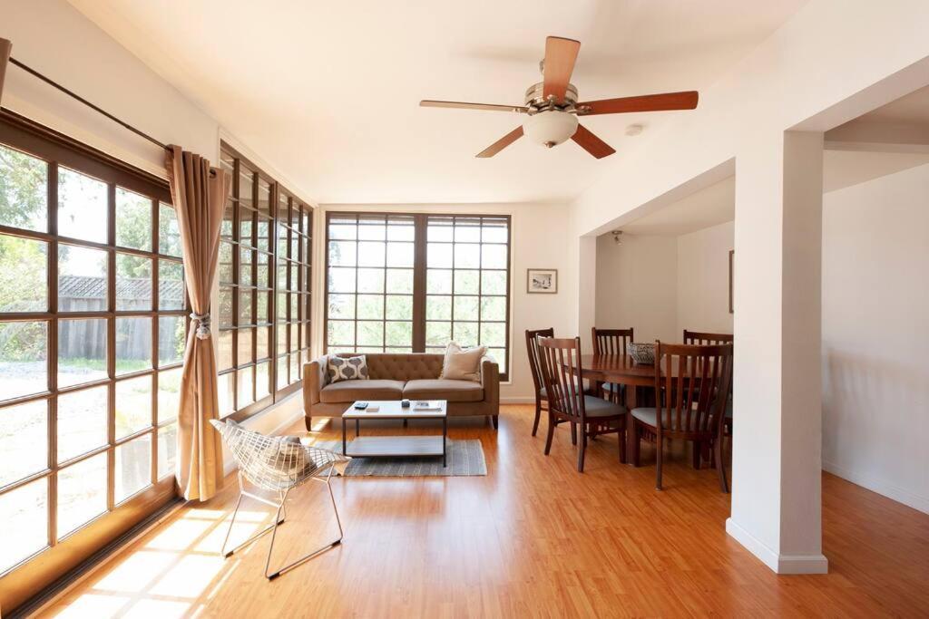 30 Pct Off!! Limited Time! Malibu Serene Cottage With King Bed, Near Beach & Hiking Trails & Central Malibu Kültér fotó